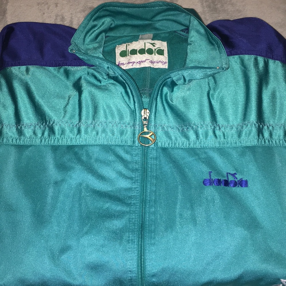Vintage Diadora jacket size Large. Awesome colors